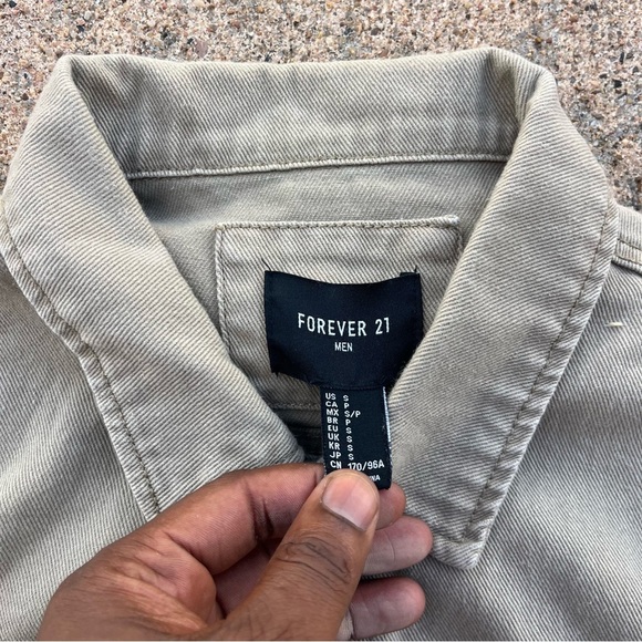 Forever 21 Distressed Tan Denim Jacket w zippers - Picture 2 of 5